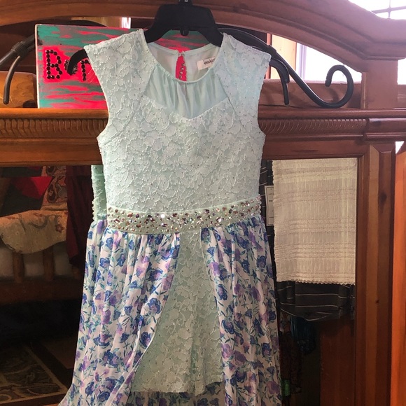 Gorgeous turquoise sequined formal dress shorts - Picture 4 of 8